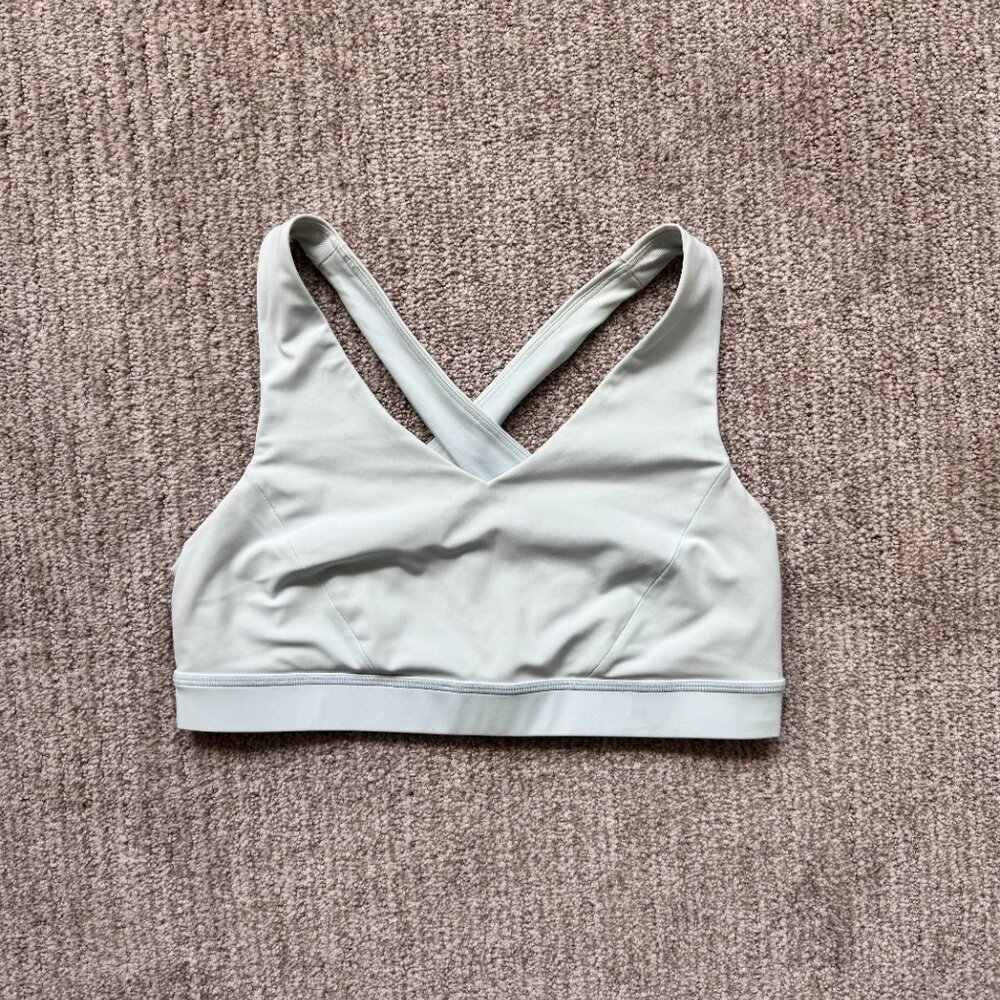 Lululemon Ice Blue Envital Bra  Medium Support, B/C Cup